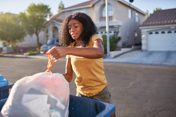 Best Basement Cleanout Services  in Taylor, MI